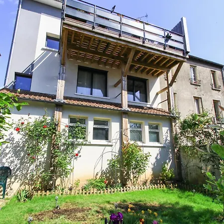 - L'idylle De - Clamart
